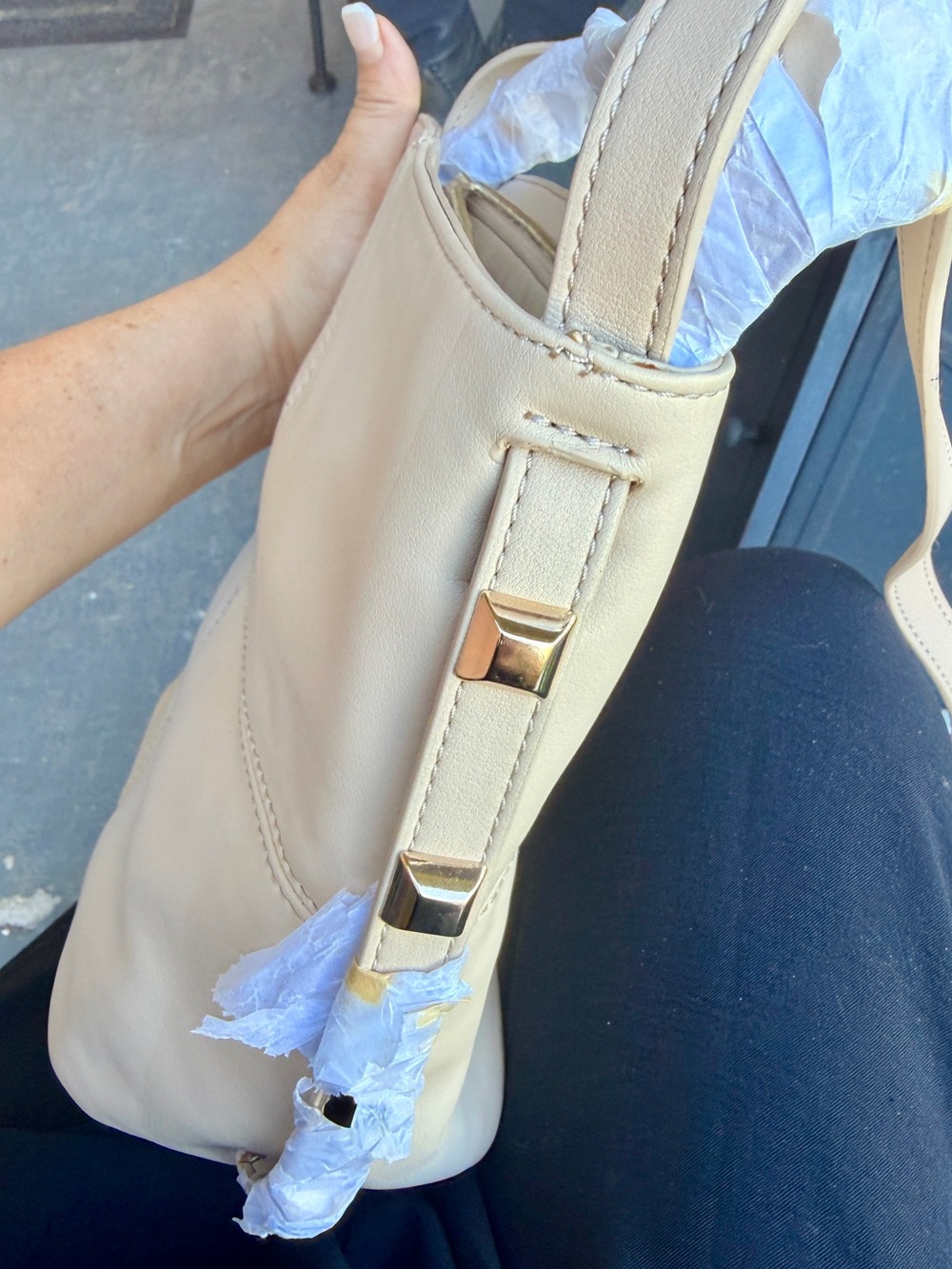 NWT Zara “Sold Out” Cream Gold Studded Bucket Bag | Crossbody Strap & Top Handle - Picture 8 of 16